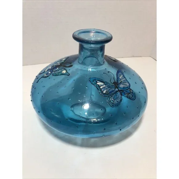 Beautiful Aqua Blue Glass fat vase with butterflies 9.5" Dia. Teal Blue Green - Picture 1 of 8